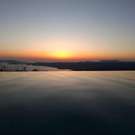 Sunset Luxury * Akritokhórion