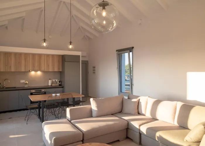 בית נופש Sunset Luxury Akritokhórion